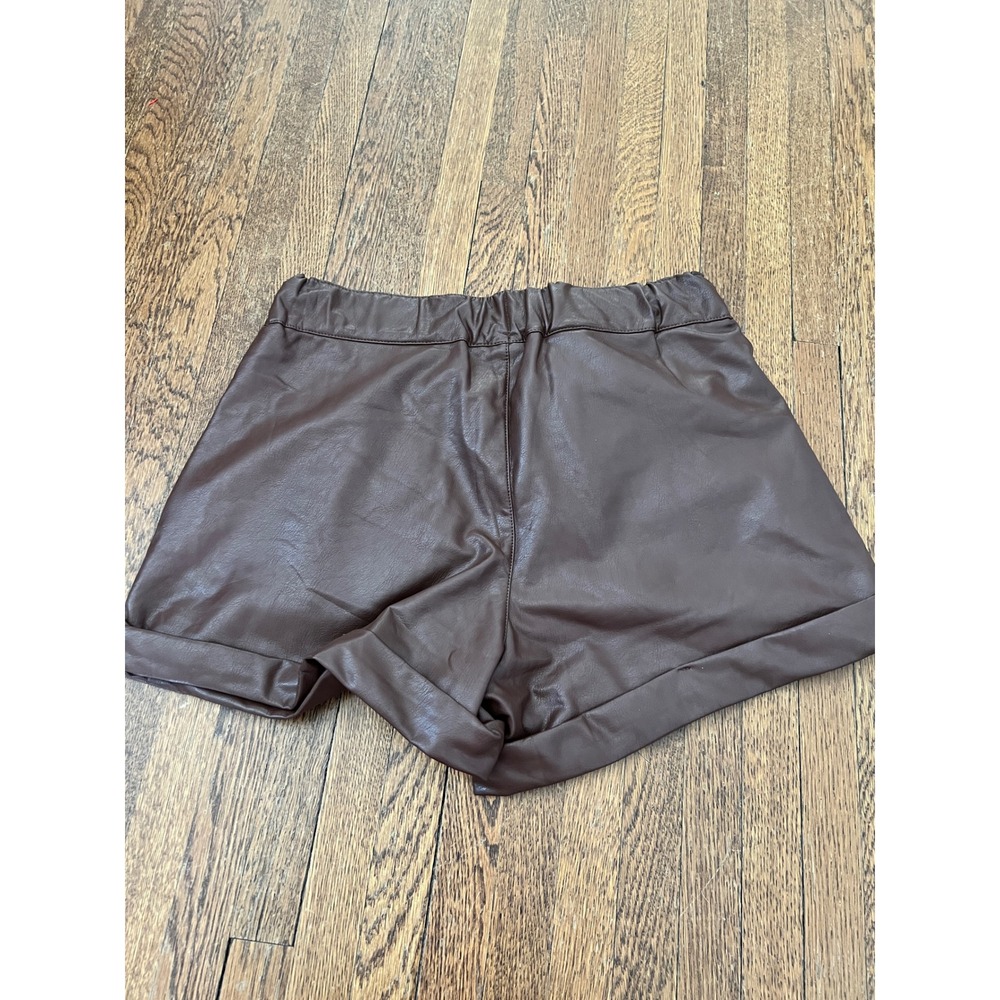 Sincerely Jules Brown Faux Leather Pleated‎ Cuffed Shorts Size Small Pull On
